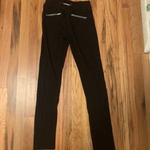 H&M girls leggings with zipper accent.Size L 12-13